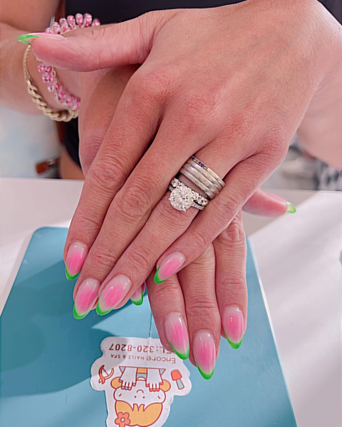Encore Nails Spa gallery
